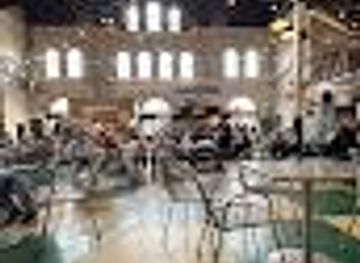 pennsylvania/dutch-country/attraction/corner-cabinet