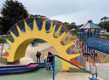 california/monterey/attraction/dennis-the-menace-playground