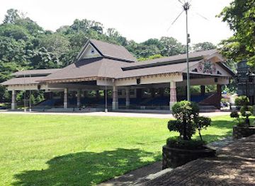 malaysia/kota-kinabalu/attraction/merdeka-square