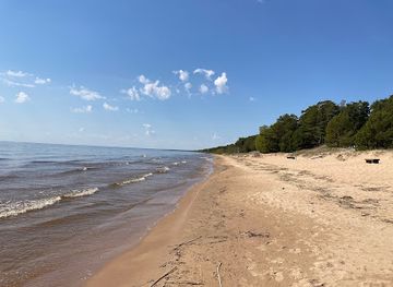 estonia/alutaguse/attraction/kauksi-rannahoone