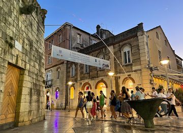 croatia/split/attraction/fountain-cup