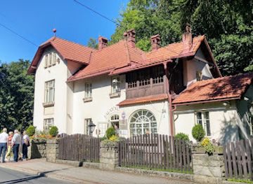 poland/silesian-beskids/attraction/museum-julian-falat