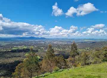 australia/grampians/attraction/one-tree-hill-lookout