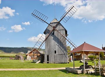 poland/stolowe-mountains/attraction/trail-of-vanishing-trades