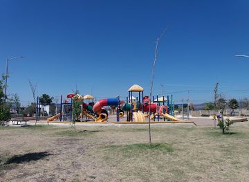 mexico/queretaro/juriquilla/attraction/la-lagartija-juriquilla-park