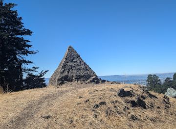 california/bay-area/attraction/pyramid-to-moses