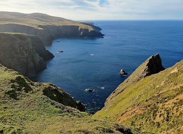 ireland/slieve-league-cliffs/attraction/lighthouse-steps