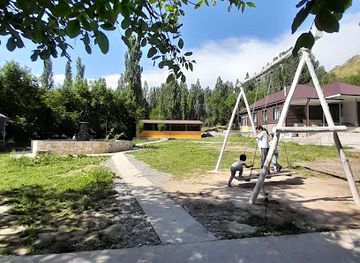 kyrgyzstan/arslanbob-walnut-forest/attraction/toskool-ata-tsentr