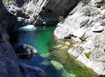 bosnia-and-herzegovina/herzegovina-neretva-canton/attraction/balin-vir