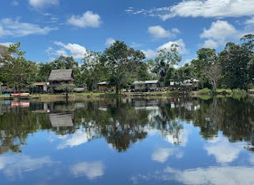 colombia/amazon/attraction/lago-tarapoto