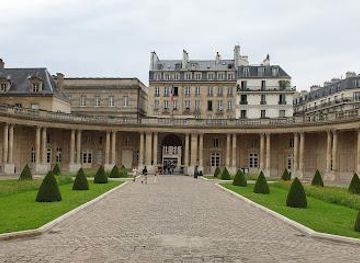 france/paris/attraction/jardins-des-archives-nationales