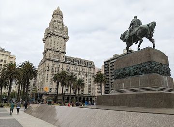 uruguay/montevideo/pocitos/attraction/palacio-salvo