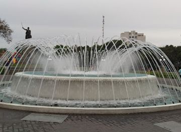 peru/callao/attraction/fuente-de-las-tradiciones