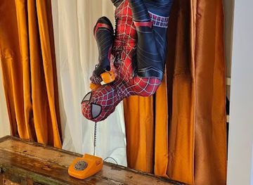 iraq/baghdad/al-mansour/attraction/upside-down-house