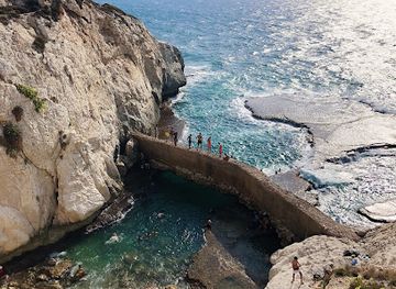israel/rosh-hanikra/attraction/old-railroad-track