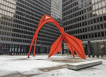 illinois/palatine/attraction/calder-s-flamingo