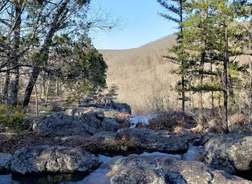missouri/johnson-s-shut-ins-state-park/attraction/mina-sauk-falls