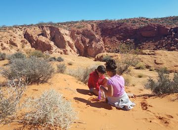 utah/st-george/attraction/baby-elephant-arch