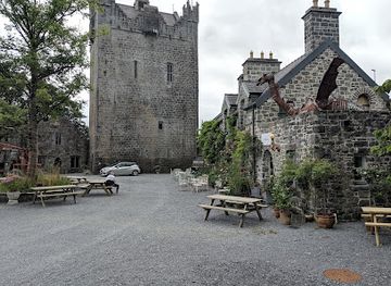 ireland/county-galway/attraction/claregalway-castle