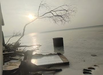 maldives/raa-atoll/attraction/vavvaru-picnic-island