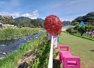 panama/david/attraction/boquete-chiriqui-library-park
