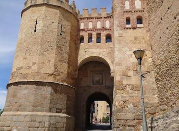 spain/segovia/attraction/puerta-de-san-andres