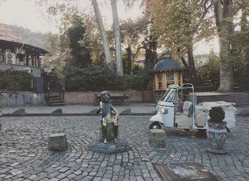 georgia/mtskheta/attraction/tbilisi-tuk-tuk-tours