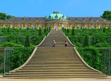 germany/brandenburg/attraction/sanssouci-palace