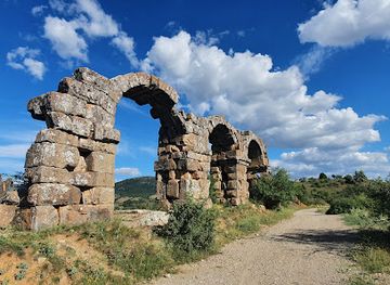 turkiye/pisidia/attraction/antiokheia-su-kemeri