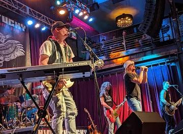 indiana/new-albany/attraction/mercury-ballroom