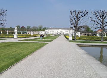 germany/hannover/bothfeld/attraction/german-museum-of-caricature-and-drawings