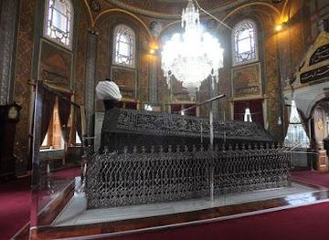 turkiye/istanbul/attraction/turbes-museum