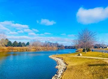 illinois/prairie-state/attraction/kaufman-lake