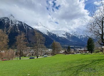 france/chamonix/attraction/ice-river-view