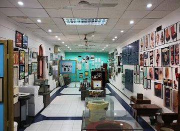 india/delhi/attraction/sulabh-international-museum-of-toilets