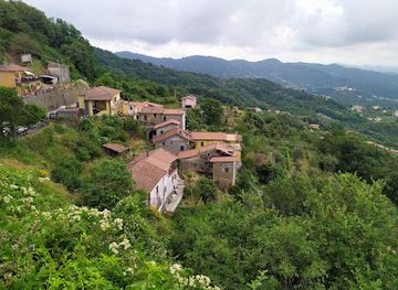 italy/lunigiana/attraction/madrignano-castle