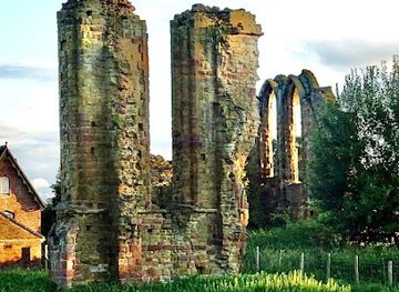 united-kingdom/west-midlands/attraction/english-heritage-halesowen-abbey
