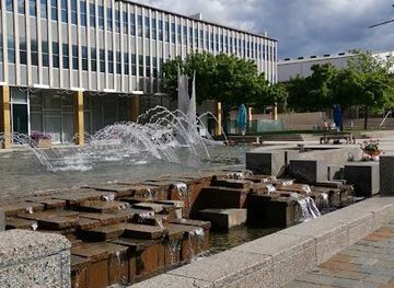 australia/canberra/attraction/civic-square