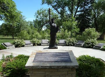 wyoming/cheyenne/attraction/bsa-replica-of-statue-of-liberty