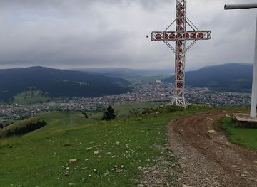romania/bucovina/attraction/toaca-s-hill