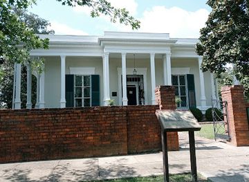 mississippi/the-black-prairie/attraction/curlee-house