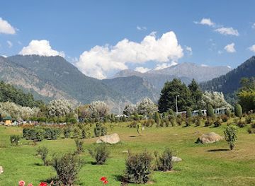 india/pahalgam/attraction/lidder-view-park-pahalgam