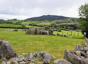 ireland/county-kilkenny/attraction/knockroe-passage-tomb