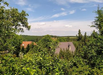 czechia/bohemia/attraction/unetice-creek-valley