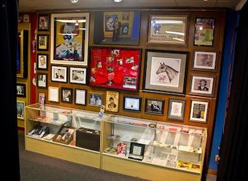 tennessee/pigeon-forge/attraction/brian-hoffman-s-remembering-red-a-tribute-to-red-skelton