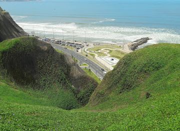 peru/north-coast/attraction/malecon-de-chorrillos