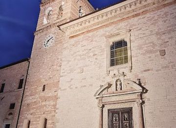 italy/assisi/attraction/santa-maria-maggiore-in-spello