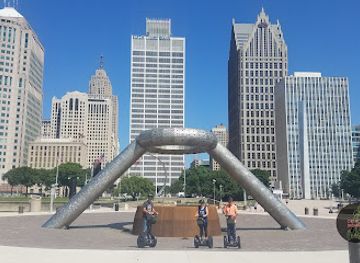 michigan/detroit/midtown-detroit/attraction/detroit-segway-tours-rides