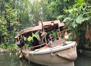 california/anaheim/attraction/jungle-cruise