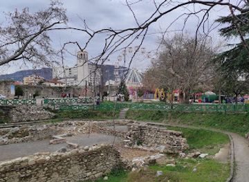 albania/librazhd/attraction/plane-tree-of-bezistan